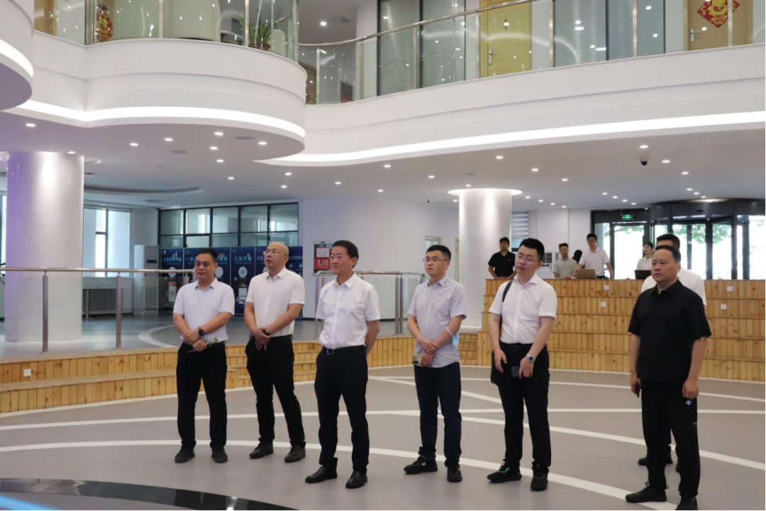 省尊龙凯时集团：“四个导向” 推动调查研究提质增效
